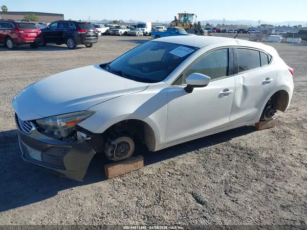 JM1BN1L70H1132691 2017 MAZDA 3 - Image 2