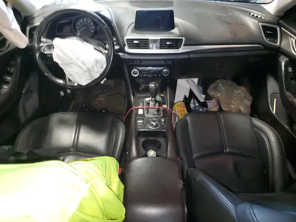 JM1BN1L71H1112546 2017 MAZDA 3 - Image 8
