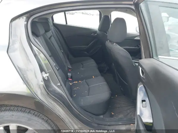 JM1BN1L71J1179668 2018 MAZDA 3 - Image 8