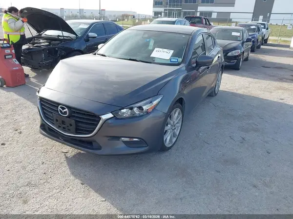 JM1BN1L72H1116914 2017 MAZDA 3 - Image 2