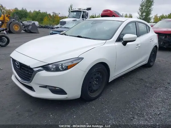 JM1BN1L74H1120706 2017 MAZDA 3 - Image 2