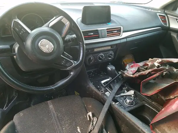 JM1BN1L74J1163268 2018 MAZDA 3 - Image 8