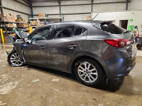 JM1BN1L74J1183133 2018 MAZDA 3 - Image 2