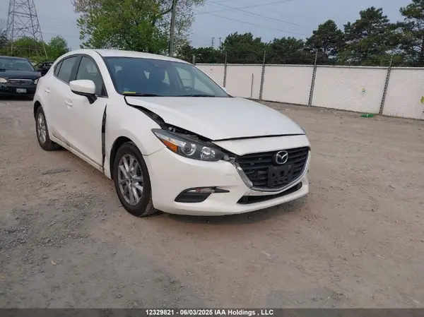 JM1BN1L75J1183870 2018 MAZDA 3 - Image 1