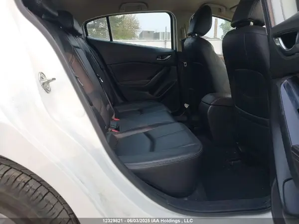 JM1BN1L75J1183870 2018 MAZDA 3 - Image 8