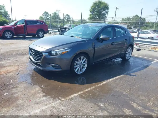 JM1BN1L76H1101767 2017 MAZDA 3 - Image 2