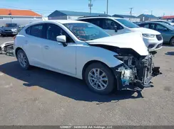 JM1BN1L76J1186194 2018 MAZDA 3