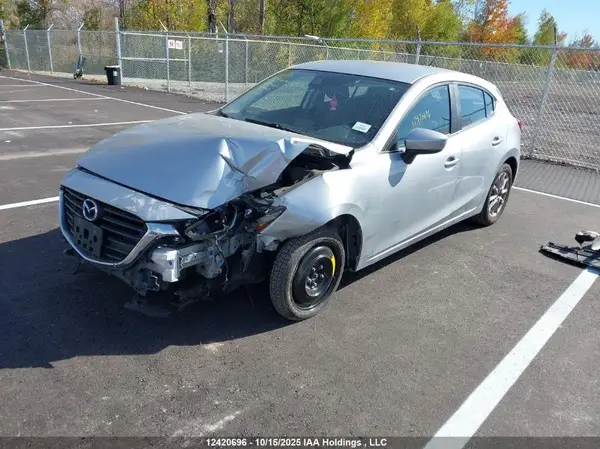 JM1BN1L76J1190245 2018 MAZDA 3 - Image 2