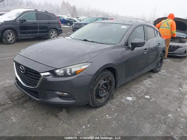 JM1BN1L77J1177830 2018 MAZDA 3 - Image 2