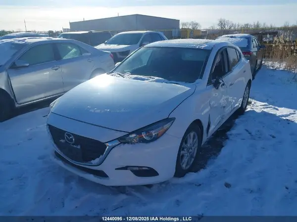 JM1BN1L79H1109443 2017 MAZDA 3 - Image 2