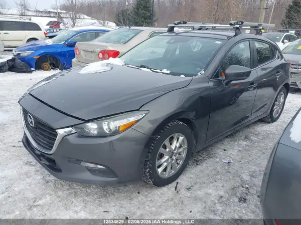 JM1BN1L79H1132270 2017 MAZDA 3 - Image 2