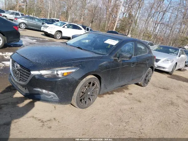 JM1BN1M30H1111836 2017 MAZDA 3 - Image 2