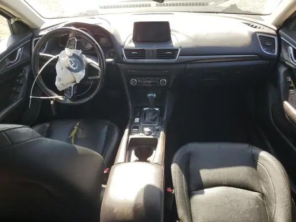 JM1BN1M31H1121534 2017 MAZDA 3 - Image 8