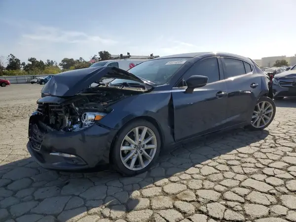 JM1BN1M31H1135059 2017 MAZDA 3 - Image 1
