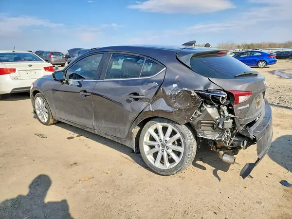 JM1BN1M31H1149611 2017 MAZDA 3 - Image 2
