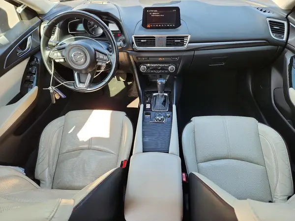 JM1BN1M31H1149611 2017 MAZDA 3 - Image 8