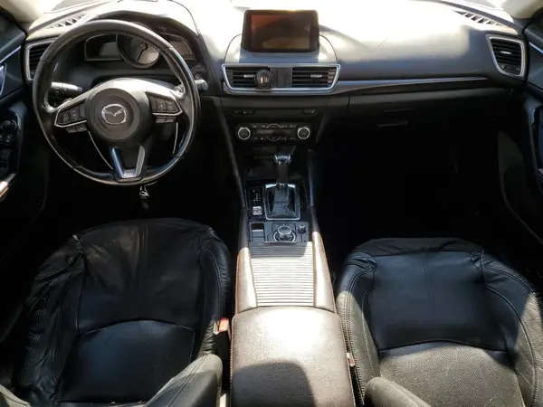JM1BN1M31H1151813 2017 MAZDA 3 - Image 8