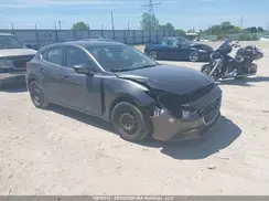 JM1BN1M32H1105715 2017 MAZDA 3