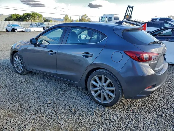 JM1BN1M32H1122739 2017 MAZDA 3 - Image 2