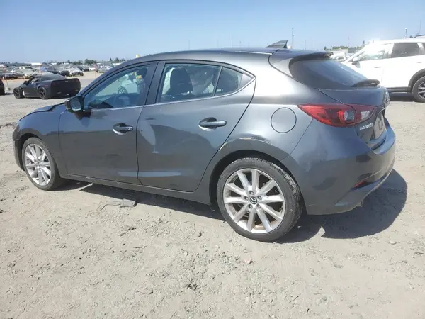 JM1BN1M32H1134860 2017 MAZDA 3 - Image 2