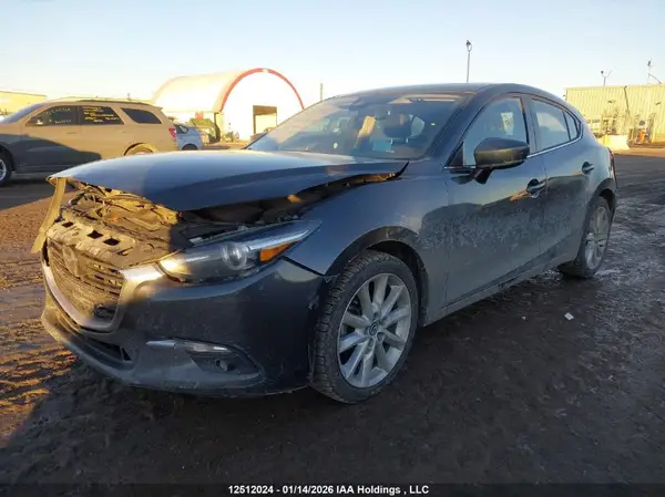 JM1BN1M32H1143980 2017 MAZDA 3 - Image 2