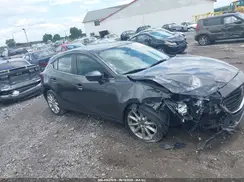 JM1BN1M33H1100300 2017 MAZDA 3