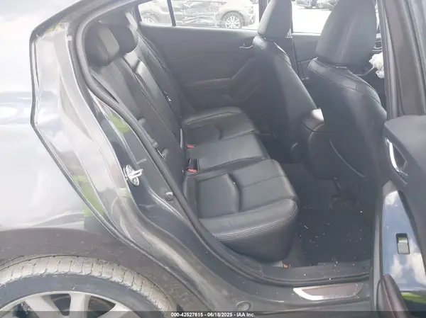JM1BN1M33H1100300 2017 MAZDA 3 - Image 8