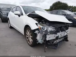 JM1BN1M33H1115489 2017 MAZDA 3