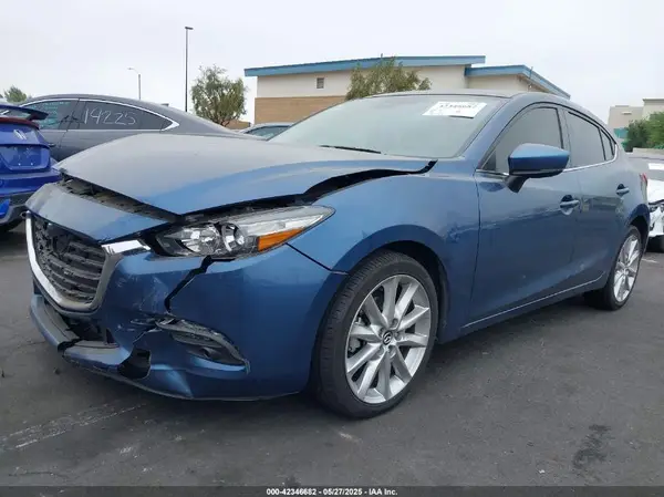 JM1BN1M33H1121647 2017 MAZDA 3 - Image 2