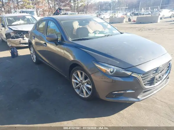 JM1BN1M33H1125696 2017 MAZDA 3 - Image 1