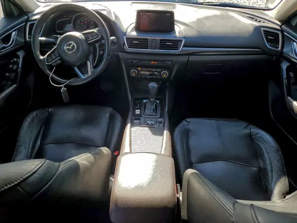 JM1BN1M34H1149943 2017 MAZDA 3 - Image 8