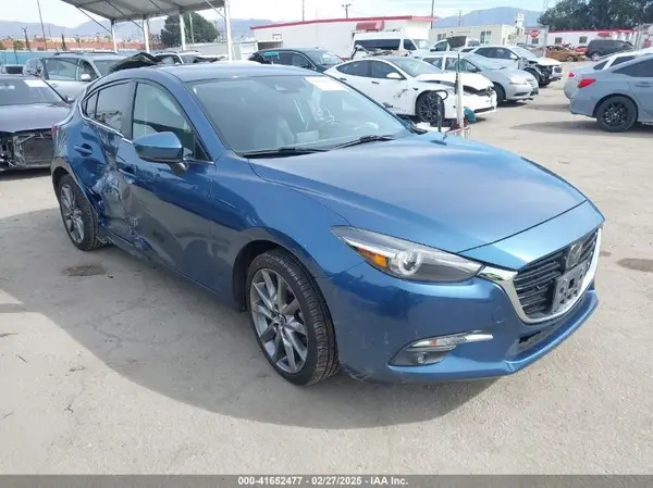 JM1BN1M34J1156039 2018 MAZDA 3 - Image 1