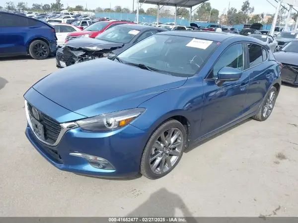 JM1BN1M34J1156039 2018 MAZDA 3 - Image 2