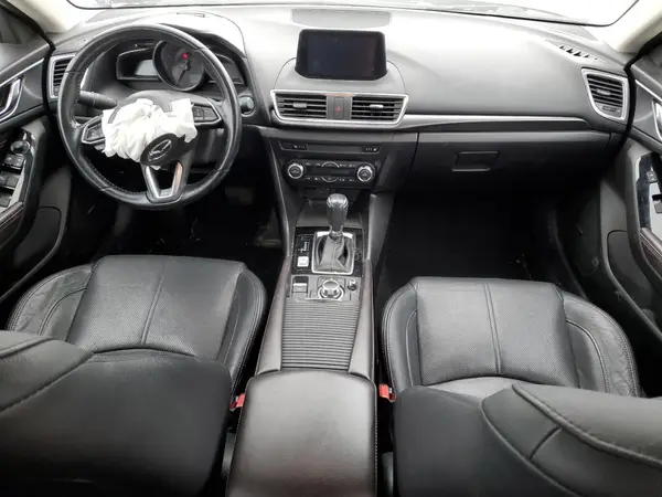 JM1BN1M34J1160446 2018 MAZDA 3 - Image 8