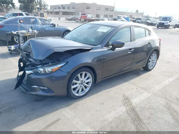 JM1BN1M36H1103949 2017 MAZDA 3 - Image 2
