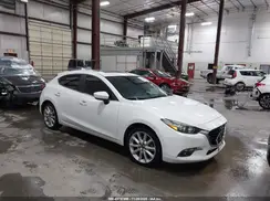 JM1BN1M36H1117155 2017 MAZDA 3