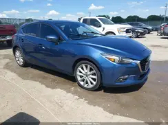JM1BN1M36H1136143 2017 MAZDA 3