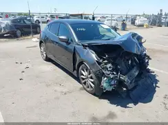 JM1BN1M36H1139091 2017 MAZDA 3