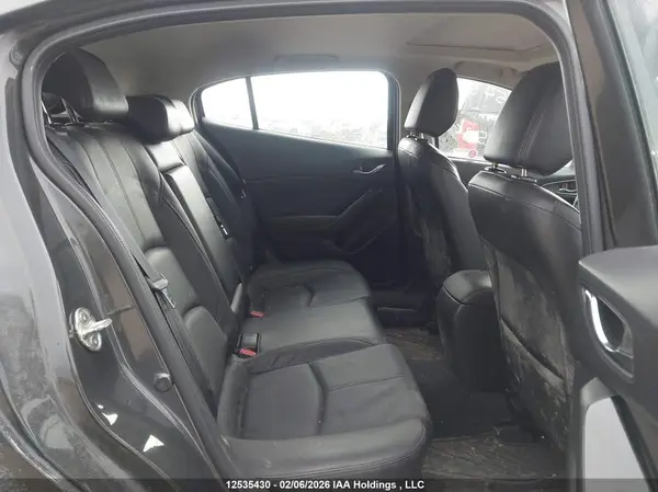 JM1BN1M36J1178690 2018 MAZDA 3 - Image 8