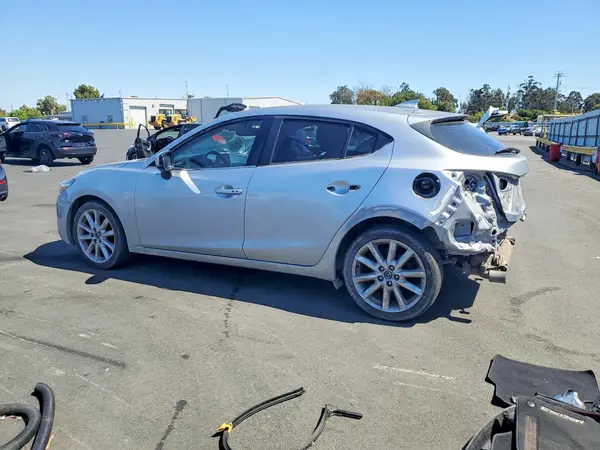 JM1BN1M37H1116564 2017 MAZDA 3 - Image 2