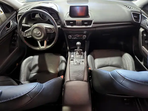 JM1BN1M37H1119822 2017 MAZDA 3 - Image 8