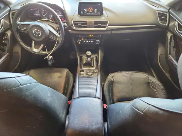 JM1BN1M37H1140279 2017 MAZDA 3 - Image 8