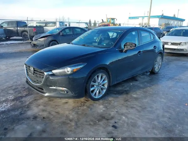 JM1BN1M37H1147524 2017 MAZDA 3 - Image 2