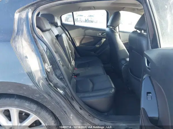 JM1BN1M37H1147524 2017 MAZDA 3 - Image 8