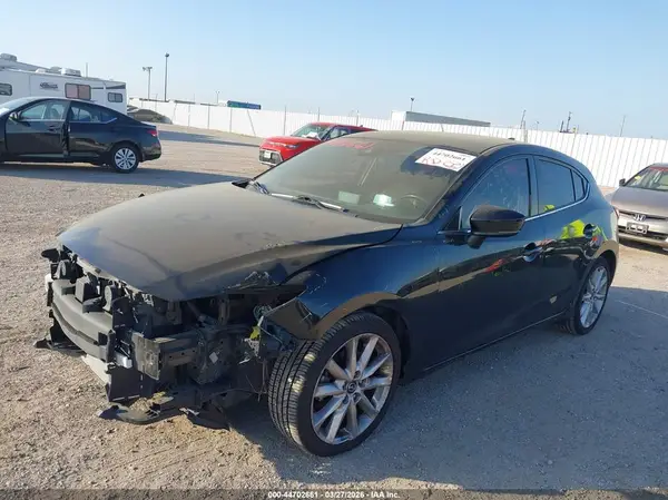 JM1BN1M37H1148544 2017 MAZDA 3 - Image 2