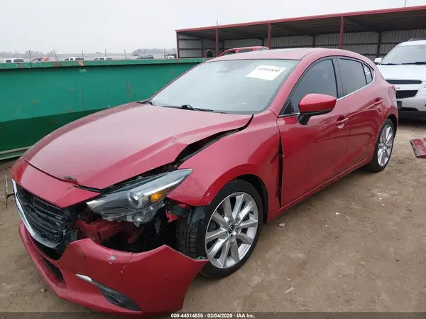 JM1BN1M38H1115584 2017 MAZDA 3 - Image 2