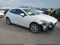 JM1BN1M38H1118954 2017 MAZDA 3