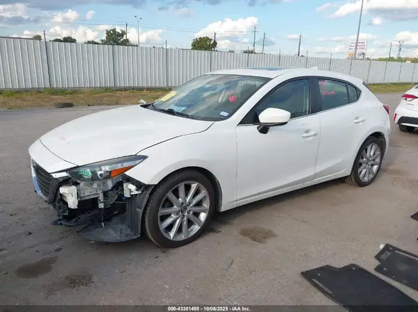 JM1BN1M38H1118954 2017 MAZDA 3 - Image 2