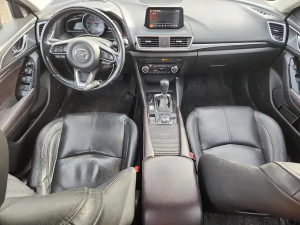 JM1BN1M38H1141540 2017 MAZDA 3 - Image 8