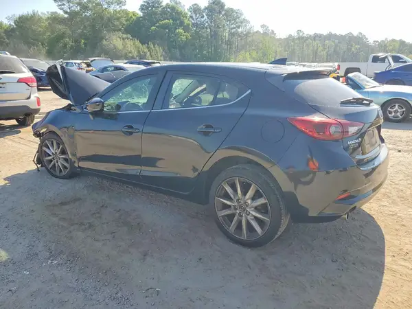 JM1BN1M39H1110071 2017 MAZDA 3 - Image 2